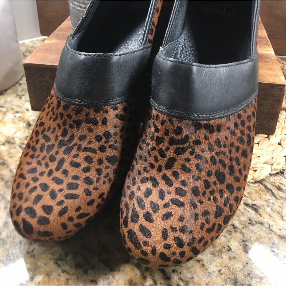 Dansko Prima Calf Hair Cheetah Leopard Animal